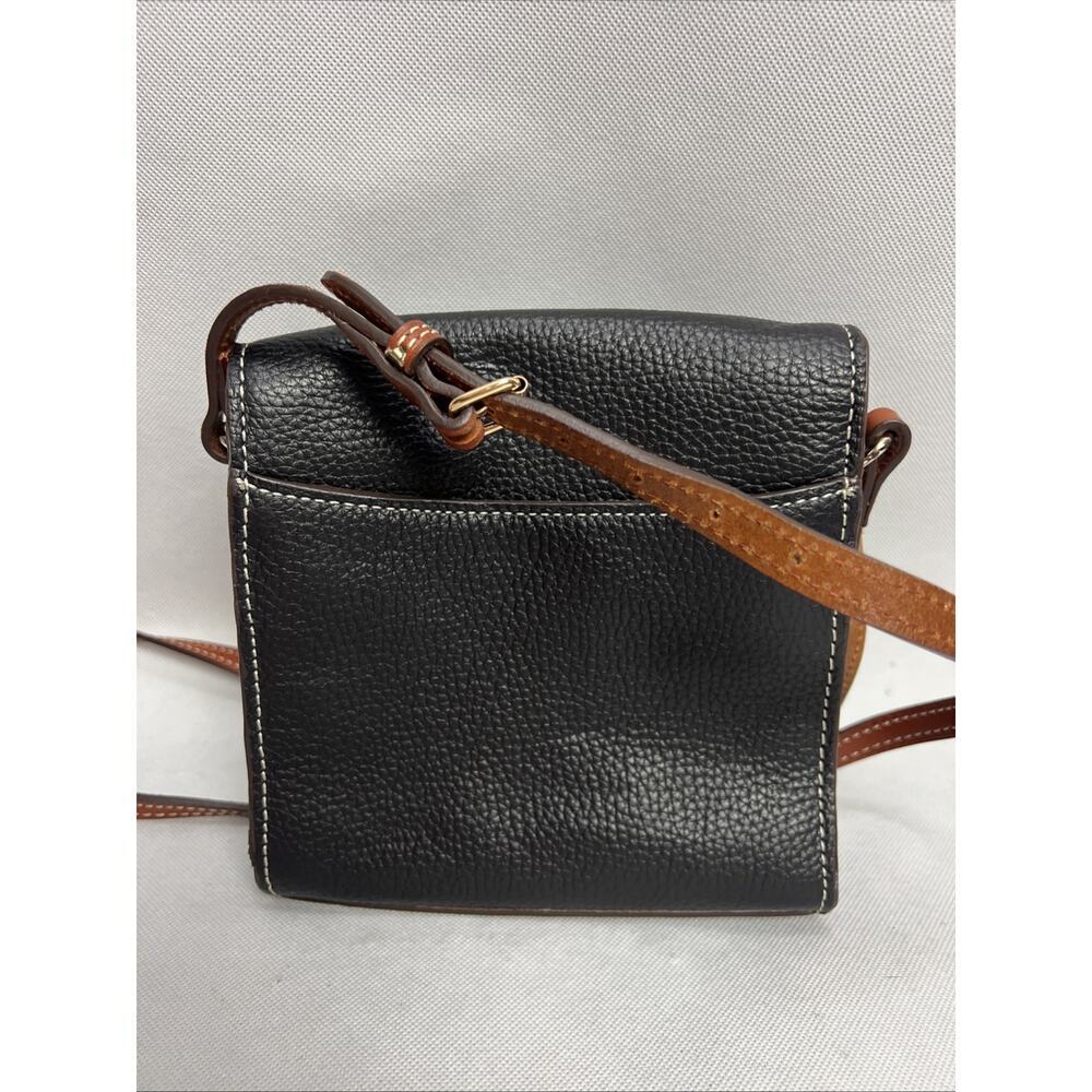 Dooney & Bourke Crossbody Black Pebble Grain Leather Letter Carrier Purse - Picture 5 of 13